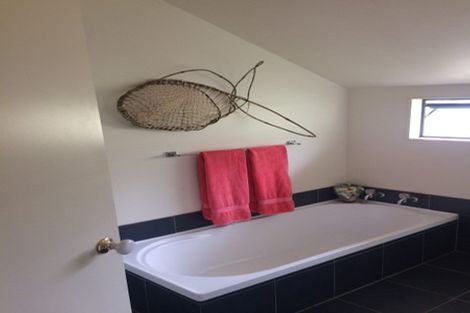 Photo of property in 11 Marjory Close, Broadmeadows, Wellington, 6035