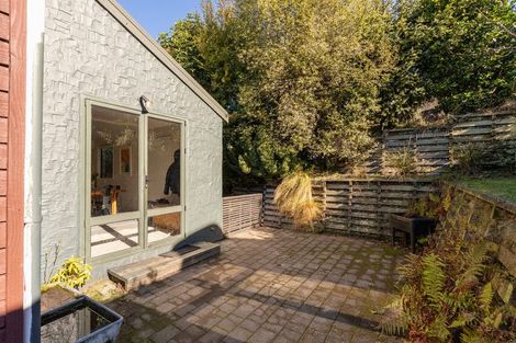 Photo of property in 8 Wye Place, Fernhill, Queenstown, 9300