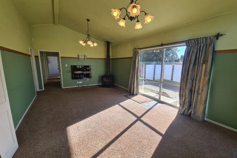 Photo of property in 27 Cobham Street, Levin, 5510