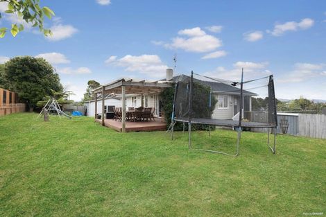 Photo of property in 92 Arimu Road, Papakura, 2110