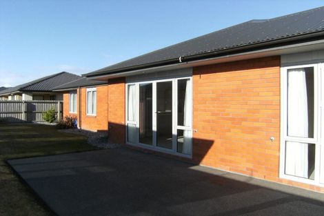 Photo of property in 72 St Lukes Street, Woolston, Christchurch, 8062