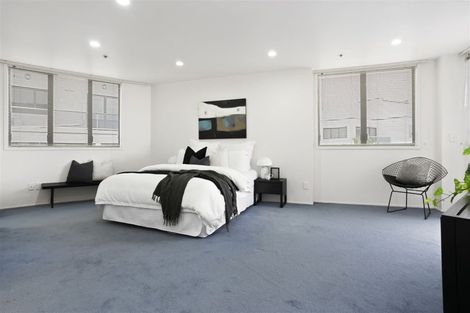 Photo of property in 5a/173 Hurstmere Road, Takapuna, Auckland, 0622