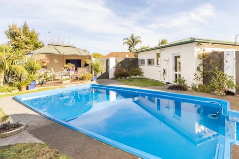 Photo of property in 18 Riverbend Road, Onekawa, Napier, 4110