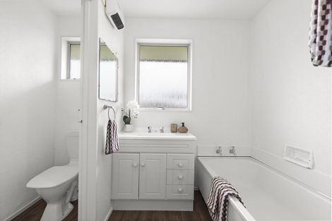 Photo of property in 12 Thompsons Road, Belfast, Christchurch, 8051