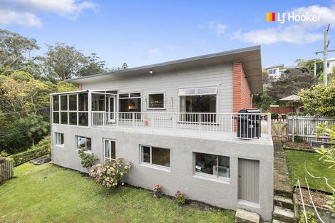 Photo of property in 2 Heath Street, Andersons Bay, Dunedin, 9013