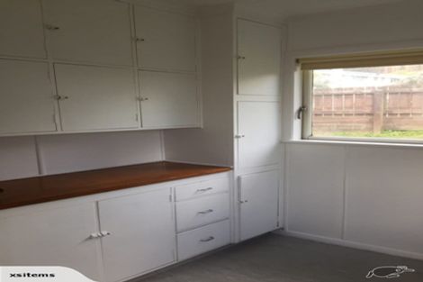 Photo of property in 37 Tremewan Street, Tawa, Wellington, 5028