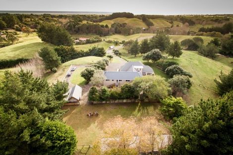 Photo of property in 20 Derham Road, Te Horo, Otaki, 5581