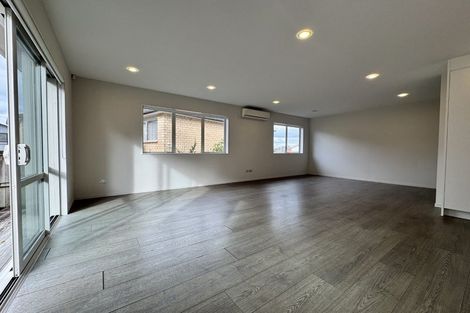 Photo of property in 39 Travis View Drive, Fairview Heights, Auckland, 0632