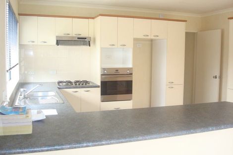 Photo of property in 7 Ardkeen Place, East Tamaki, Auckland, 2016