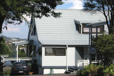 Photo of property in 2/252 Glenvar Road, Torbay, Auckland, 0630