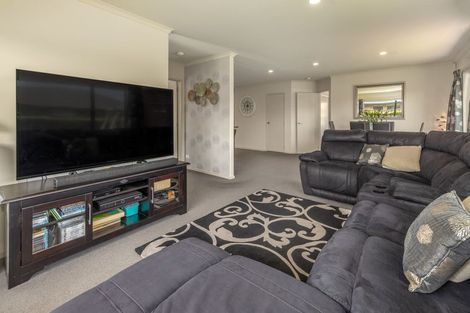 Photo of property in 65 Awatea Avenue, Paraparaumu, 5032