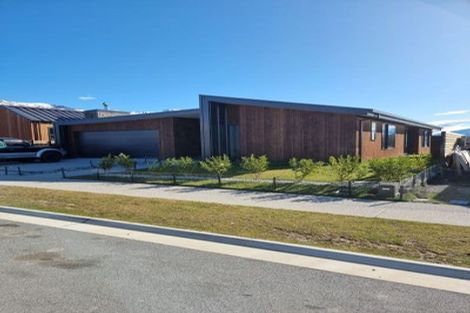 Photo of property in 13 Campbell Road, Wanaka, 9305