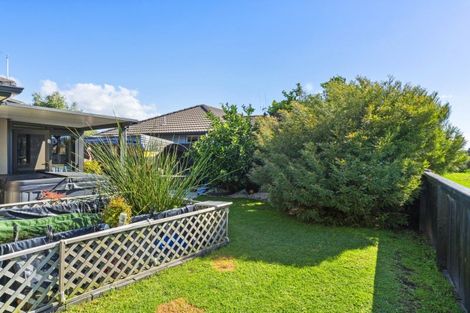 Photo of property in 6 Carrington Drive, Papamoa Beach, Papamoa, 3118