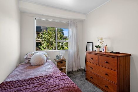 Photo of property in 1/30 Wilkinson Way, Browns Bay, Auckland, 0630