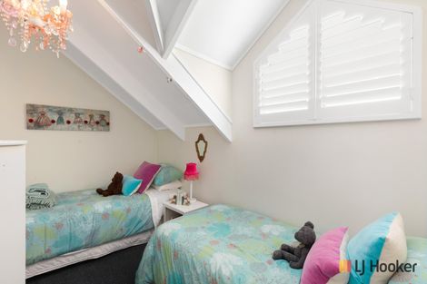 Photo of property in 1 Queen Street, Waihi Beach, 3611