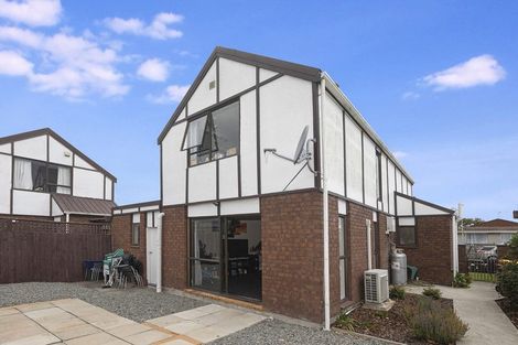 Photo of property in 2/29 Meon Street, Aranui, Christchurch, 8061