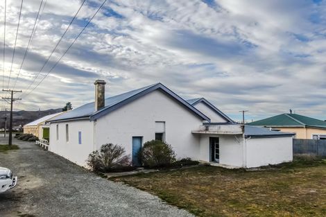 Photo of property in 11 Wynyard Street, Kurow, 9435