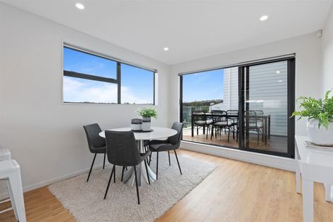 Photo of property in 1b Lemon Grove Lane, Greenhithe, Auckland, 0632