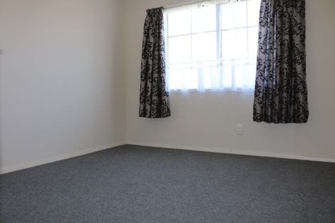 Photo of property in 10 Ihle Street, Terrace End, Palmerston North, 4410
