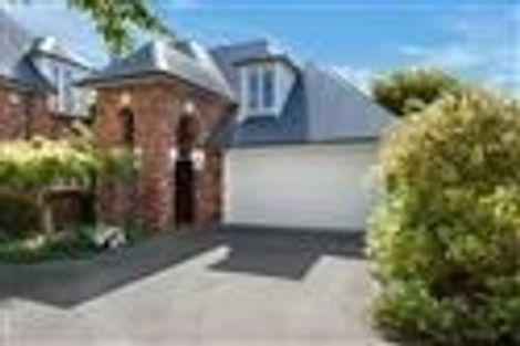 Photo of property in 12 Makora Street, Fendalton, Christchurch, 8041