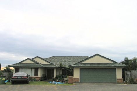Photo of property in 13 Heyington Way, East Tamaki Heights, Auckland, 2016