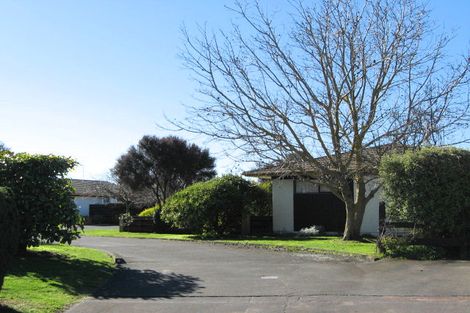 Photo of property in 2/2 Bill Ashcroft Grove, Havelock North, 4130