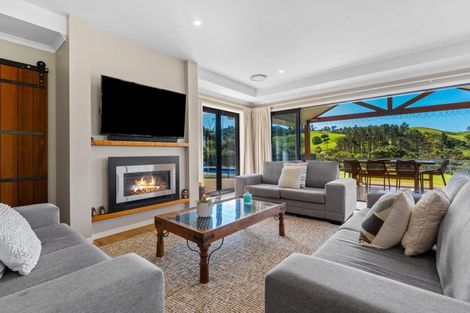 Photo of property in 265 Fletcher Road, Waimauku, 0881