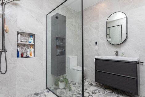 Photo of property in 24 Chamberlain Street, Dannevirke, 4930