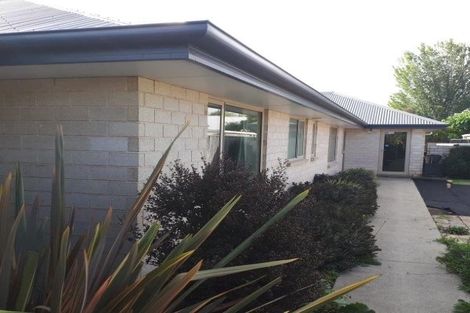 Photo of property in 17 Elm Drive, Rangiora, 7400