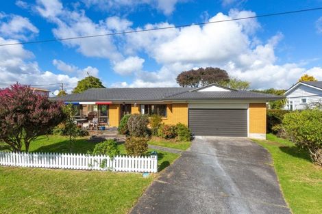Photo of property in 1/32 Queen Street, Papakura, 2110