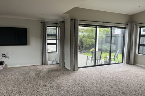 Photo of property in 10 Sun Valley Way, Wainuiomata, Lower Hutt, 5014