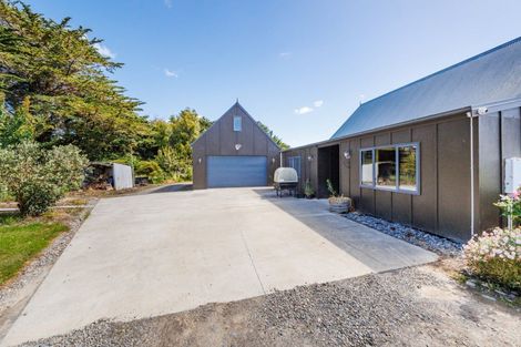 Photo of property in 237 Ngaio Road, Halcombe, Palmerston North, 4479