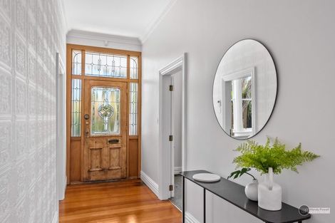 Photo of property in 4 Hautana Square, Woburn, Lower Hutt, 5010