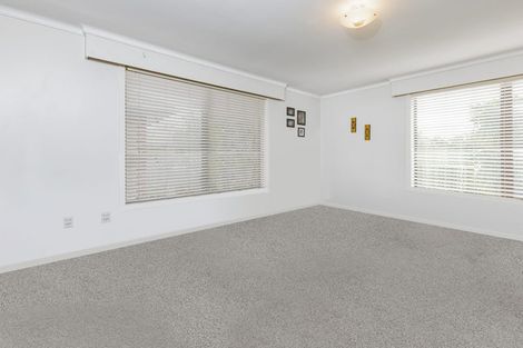 Photo of property in 2/5 Norfolk Place, Papatoetoe, Auckland, 2025