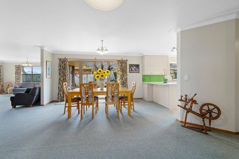 Photo of property in 9 Oaklands Drive, Cambridge, 3434