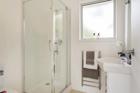 Photo of property in 19b Te Atatu Road, Te Atatu South, Auckland, 0610