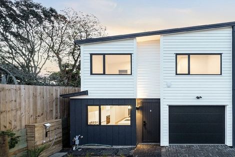 Photo of property in 4/25 Hutchinson Avenue, New Lynn, Auckland, 0600