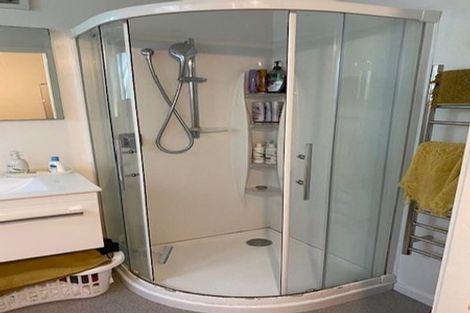 Photo of property in 12 Harland Street, Brooklyn, Wellington, 6021