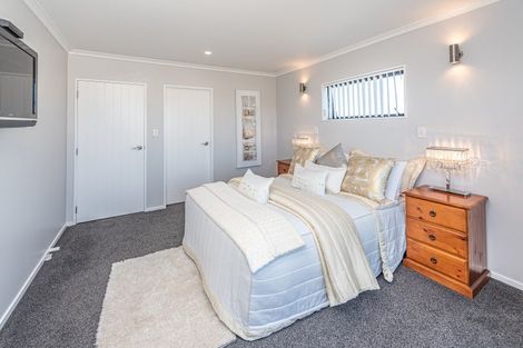 Photo of property in 13 Kamahi Street, Castlecliff, Whanganui, 4501