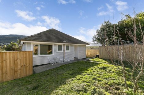 Photo of property in 12 Ranui Terrace, Tawa, Wellington, 5028