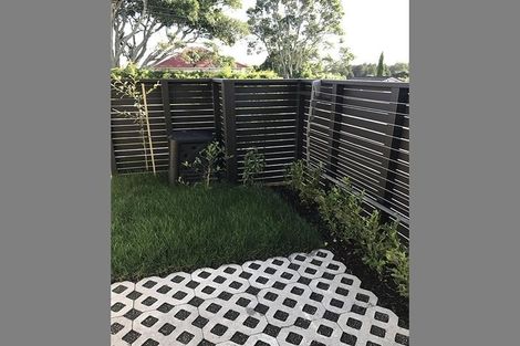 Photo of property in 11/50 Ocean View Road, Northcote, Auckland, 0627