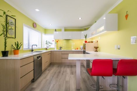 Photo of property in 6 Bucksburn Place, Greenmeadows, Napier, 4112