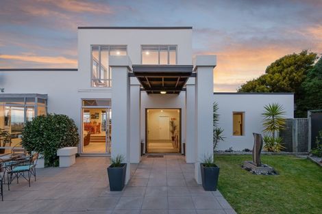 Photo of property in 11 Godley Drive, Scarborough, Christchurch, 8081