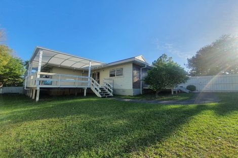 Photo of property in 50 Marina View Drive, West Harbour, Auckland, 0618