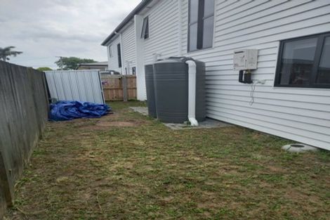 Photo of property in 30b Beaumonts Way, Manurewa, Auckland, 2102