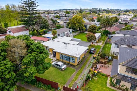 Photo of property in 13 Gibbs Road, Manurewa, Auckland, 2102