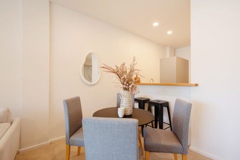 Photo of property in Stadium Garden Flats, 304/107 Thorndon Quay, Pipitea, Wellington, 6011