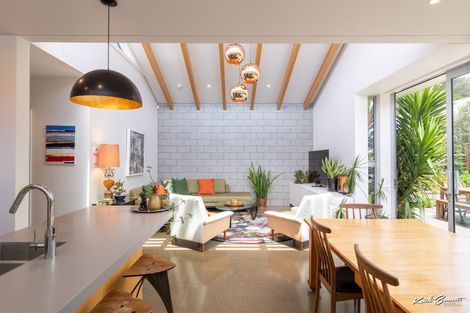 Photo of property in 10 Wright Street, Mount Cook, Wellington, 6021