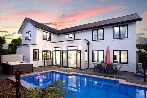 Photo of property in 9 Oaktree Lane, Bishopdale, Christchurch, 8053