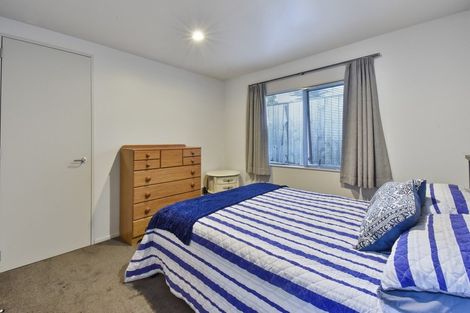 Photo of property in 17 Elias Court, The Gardens, Auckland, 2105